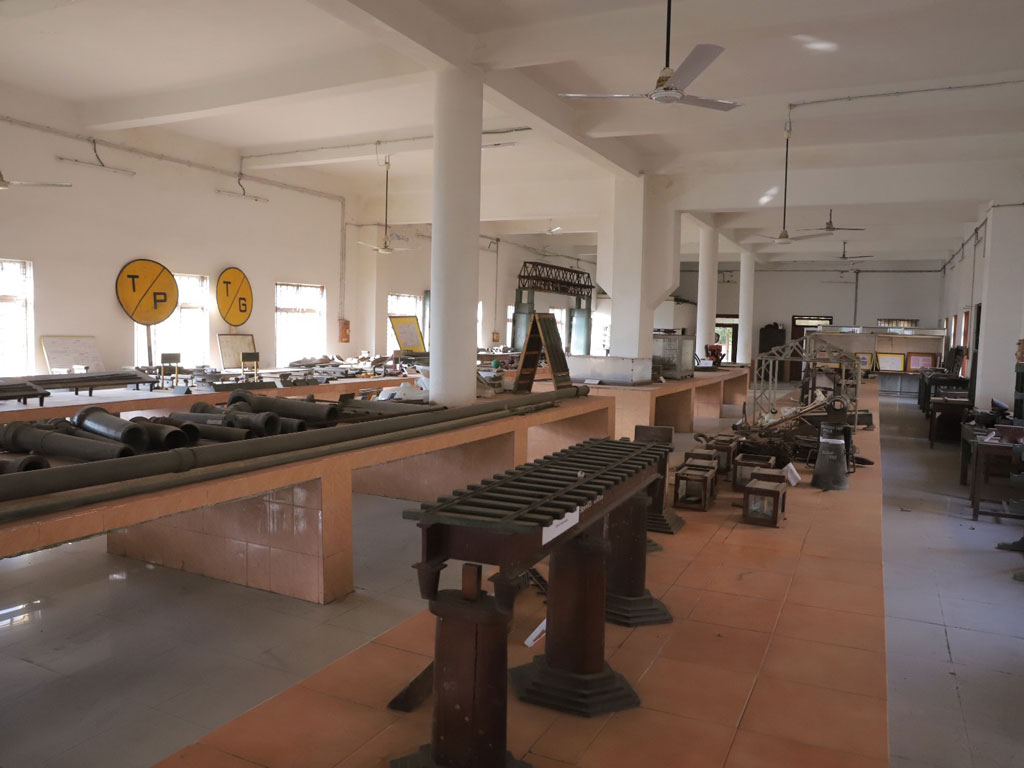 Engineering Instruments